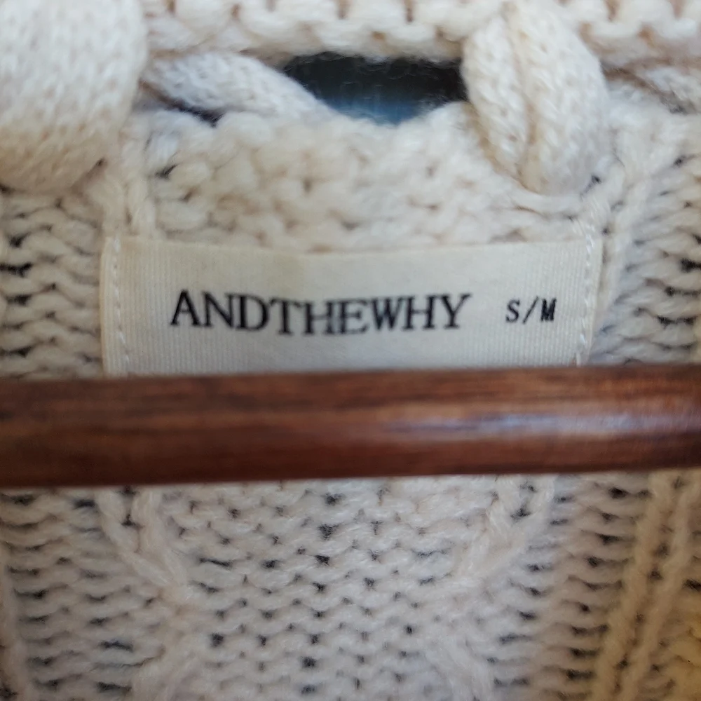 ANDTHEWHY Boho Oversize Cable Knit Cowlneck/Turtleneck